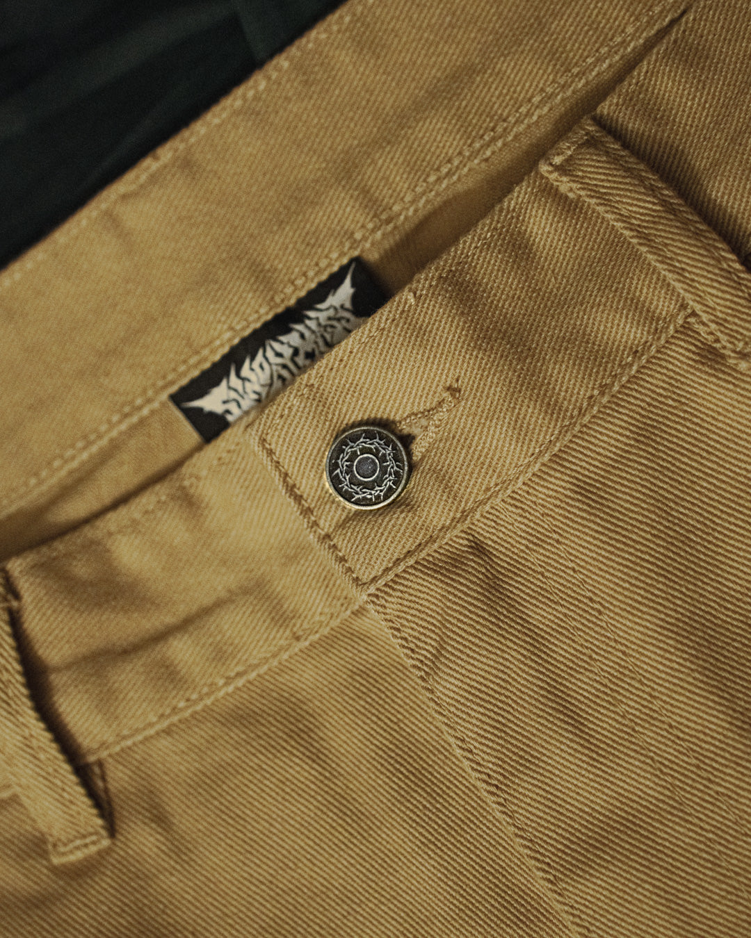 INSIGNIA CARGO JEANS - SAND