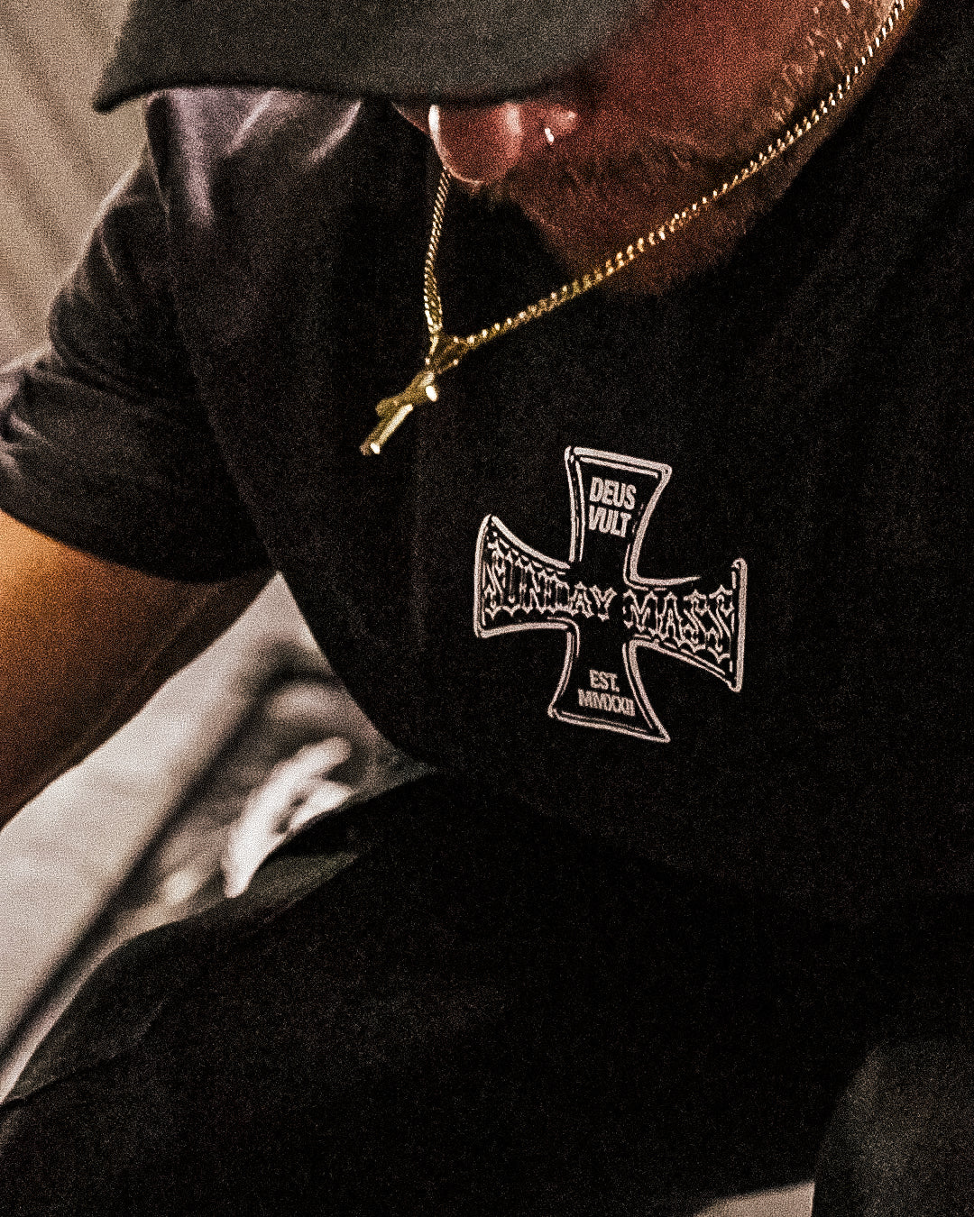 DEUS VULT - BLACK - PREMIUM T-SHIRT