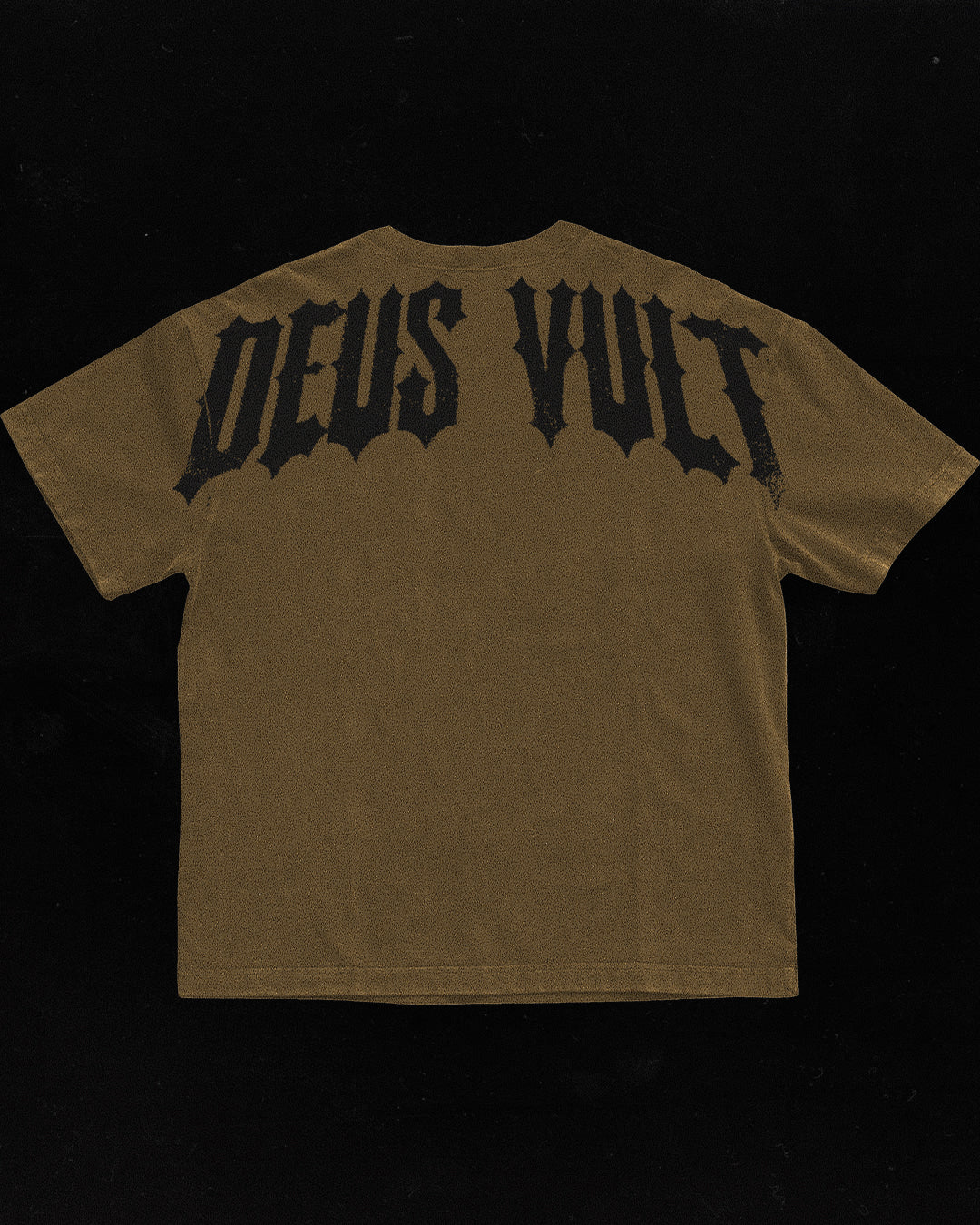 DEUS VULT - TAN 499 - PREMIUM T-SHIRT