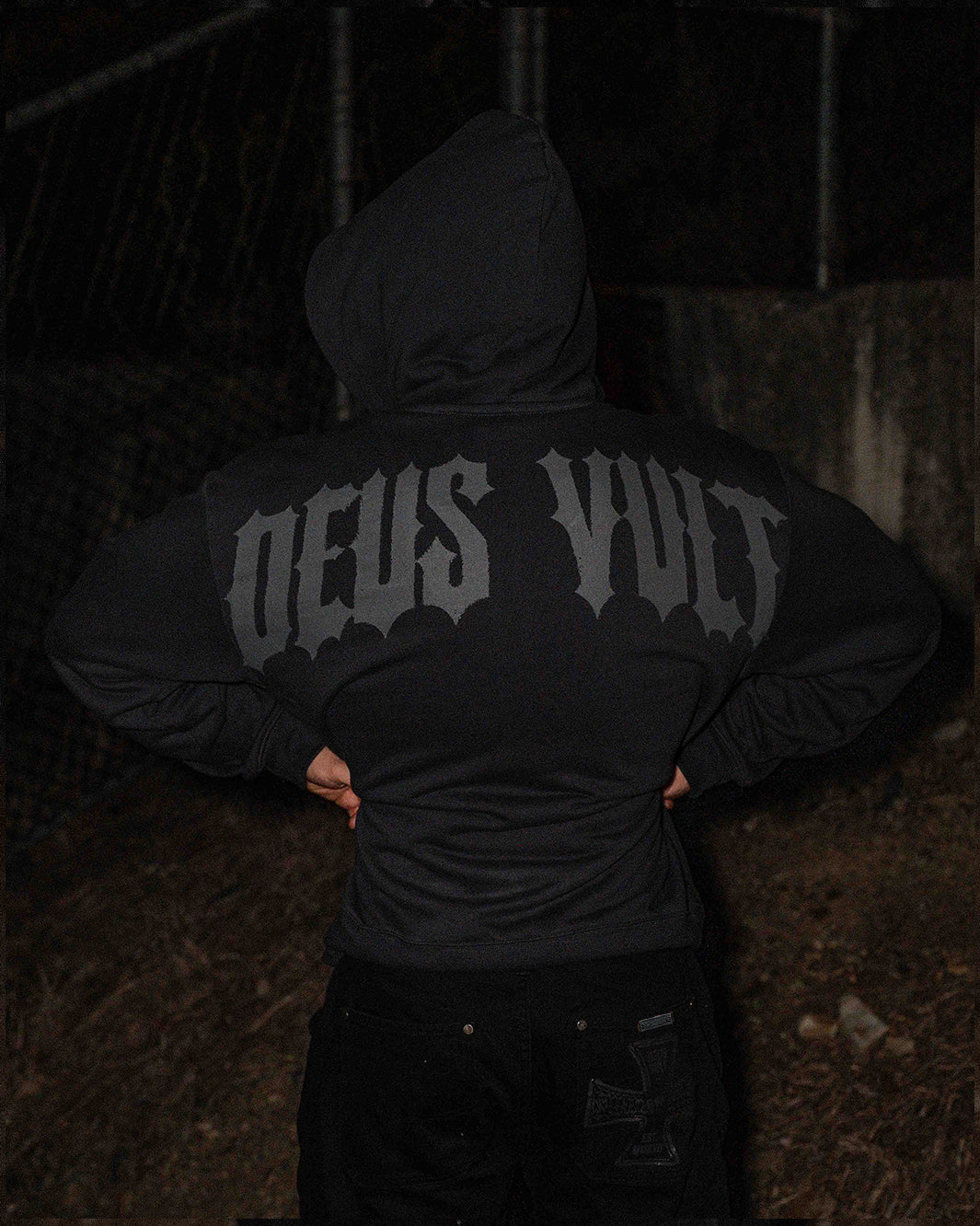 DEUS VULT ZIP-UP HOODIE