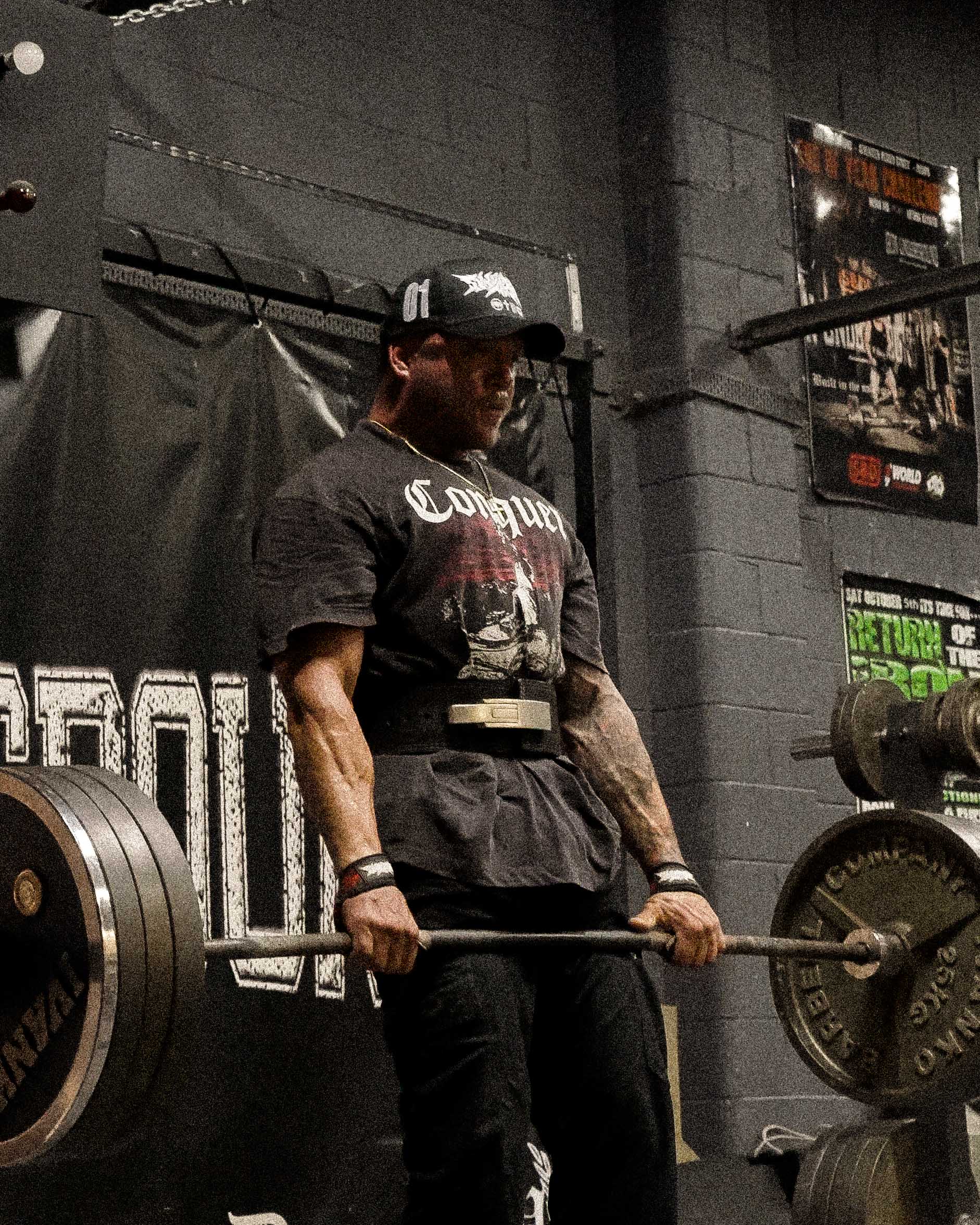 CONQUER - VINTAGE - PREMIUM T-SHIRT